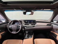 Lexus ES 260 Excellence Edition - ფოტო 8