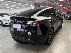 Tesla Model Y Rear-Wheel Drive - ფოტო 8