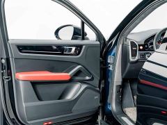 Porsche Cayenne Coupe 3.0T - ფოტო 18