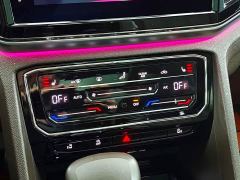 Volkswagen Viloran 380TSI Prestige - photo 19