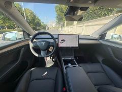 Tesla Model Y Standard Range RWD - ფოტო 9