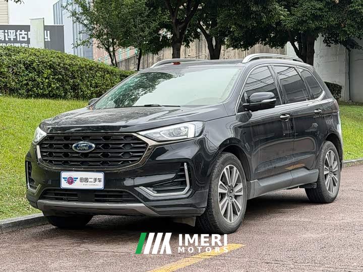 Ford Edge PLUS EcoBoost 245 FWD Platinum Sharp 5-Seater