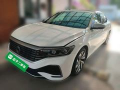Volkswagen Passat Plug-in Hybrid 430PHEV Hybrid Luxury Edition - photo 1