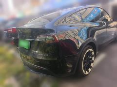 Tesla Model Y Standard Range RWD - ფოტო 6