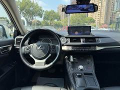 Lexus CT CT200h Comfort Edition Two-Tone Paint - ფოტო 12