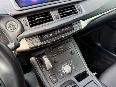 Lexus CT CT200h Comfort Edition Two-Tone Paint - ფოტო 15