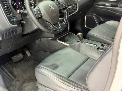 Mitsubishi Outlander 2.0L FWD Comfort 5-Seater - photo 8