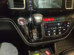 Honda Elysion 2.0L Hybrid Luxury - ფოტო 10