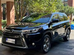 Toyota Highlander 2.0T AWD Premium 7-Seater - photo 1