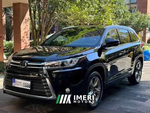 2021 Toyota Highlander 2.0T AWD Premium 7-Seater - car from China