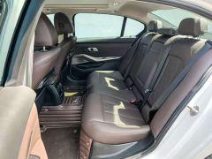 BMW 3 Series 320Li M Sport Package - фото 7