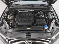 Volkswagen Magotan 2 Million Units Commemorative Edition 330TSI DSG Leading Version - photo 10