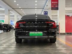Volvo S90 Plug-in Hybrid Four-Wheel Drive Long Range Smart Luxury Edition - photo 4