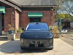 Li Auto i8 Standard Edition - photo 2