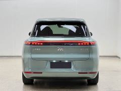 IM Motors Zhiji LS8 52 Max Luxury Six-Seater - photo 5