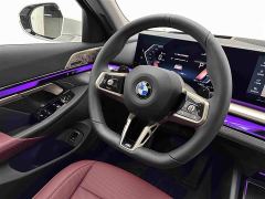 BMW 5 Series 530Li Luxury M Sport Package - ფოტო 10