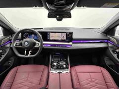 BMW 5 Series 530Li Luxury M Sport Package - ფოტო 19