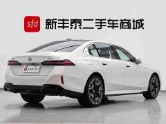 BMW 5 Series 530Li Luxury M Sport Package - ფოტო 5