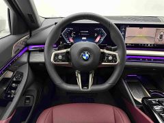 BMW 5 Series 530Li Luxury M Sport Package - ფოტო 9