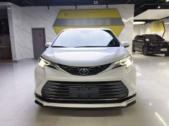 Toyota Sienna 2.5L Hybrid Premium - ფოტო 2