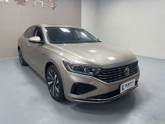 Volkswagen Passat 330TSI Luxury - ფოტო 3