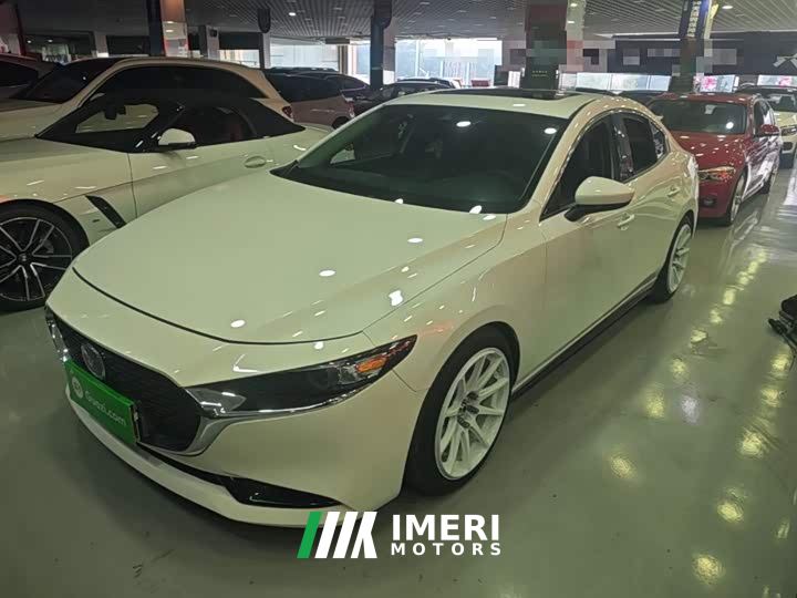 Mazda3 Axela 2.0L Automatic Elegant Edition - car from China