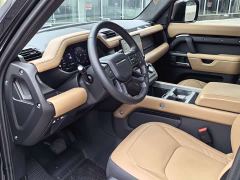 Land Rover Defender 110 3.0T P400 X-Dynamic HSE - ფოტო 11