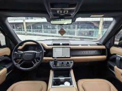 Land Rover Defender 110 3.0T P400 X-Dynamic HSE - ფოტო 14