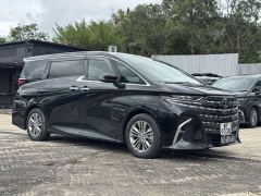 Toyota Alphard Hybrid 2.5L Premium Edition - ფოტო 3