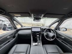 Toyota Alphard Hybrid 2.5L Premium Edition - ფოტო 7