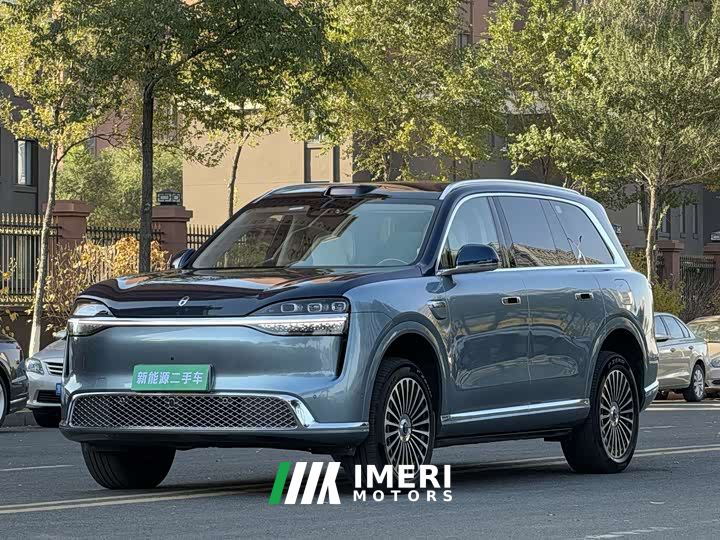 AITO M9 Extended Range Ultra 6-Seater - автомобиль из Китая
