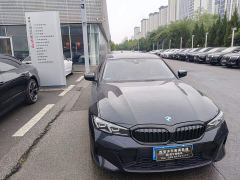BMW 3 Series 330Li M Sport Night Edition Package - ფოტო 1