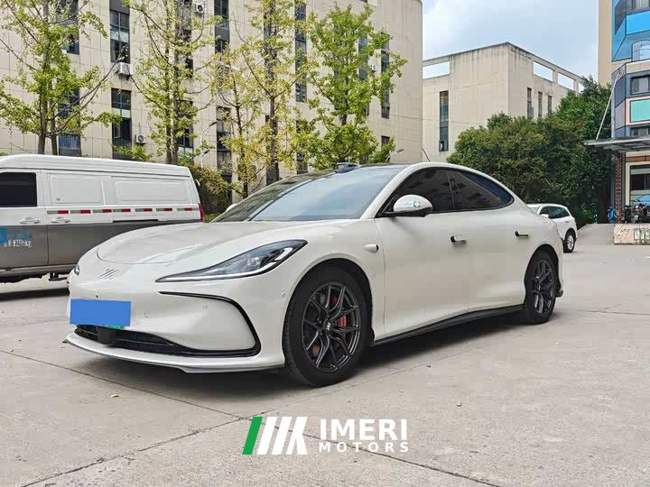 IM Motors Zhiji L6 Max Standard Edition - ავტომობილი ჩინეთიდან