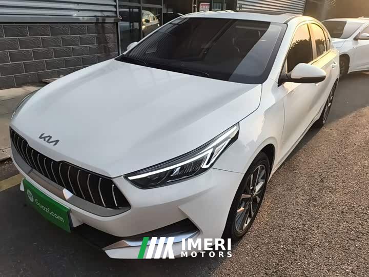 Kia K3 Facelift 1.5L CVT Fashion Edition - car from China