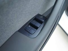 Tesla Model Y Rear-Wheel Drive - photo 10