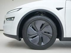 Tesla Model Y Rear-Wheel Drive - photo 14