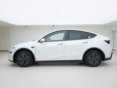 Tesla Model Y Rear-Wheel Drive - photo 3