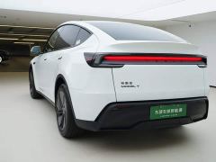 Tesla Model Y Rear-Wheel Drive - photo 4