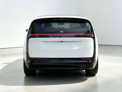 Li Auto MEGA Home Family Edition - photo 8