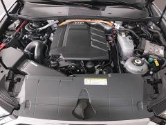 Audi A6L New Energy 55 TFSI e quattro - photo 9