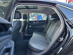 Volkswagen Passat 380TSI Premier - photo 9