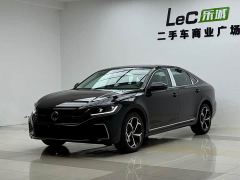 Volkswagen Passat Outstanding Edition 380TSI Dragon Ascendant Version - фото 1