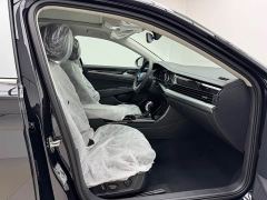 Volkswagen Passat Outstanding Edition 380TSI Dragon Ascendant Version - фото 18