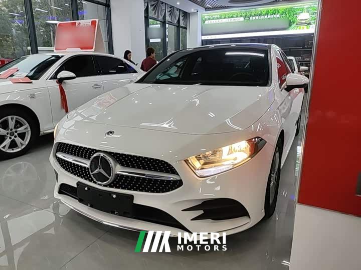 Mercedes-Benz A-Class Facelift A 180 L Sport Sedan