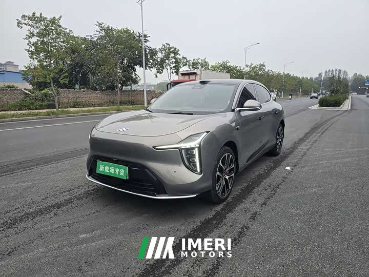 IM Motors Zhiji LS6 Pure Electric Pro Max - car from China