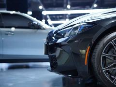 BMW M4 3.0T Manual - ფოტო 17