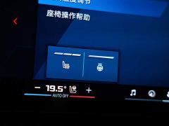 BMW M4 3.0T Manual - ფოტო 4