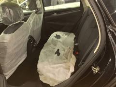 Volkswagen Passat Outstanding Edition 330TSI Elite - photo 16