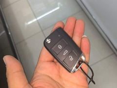 Volkswagen Passat Outstanding Edition 330TSI Elite - photo 8