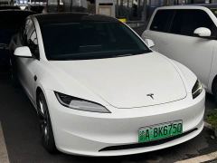 Tesla Model 3 Long Range All-Wheel Drive - ფოტო 3